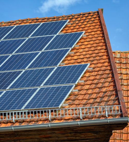 bg-solar-panels-casa-skyclope_6kw